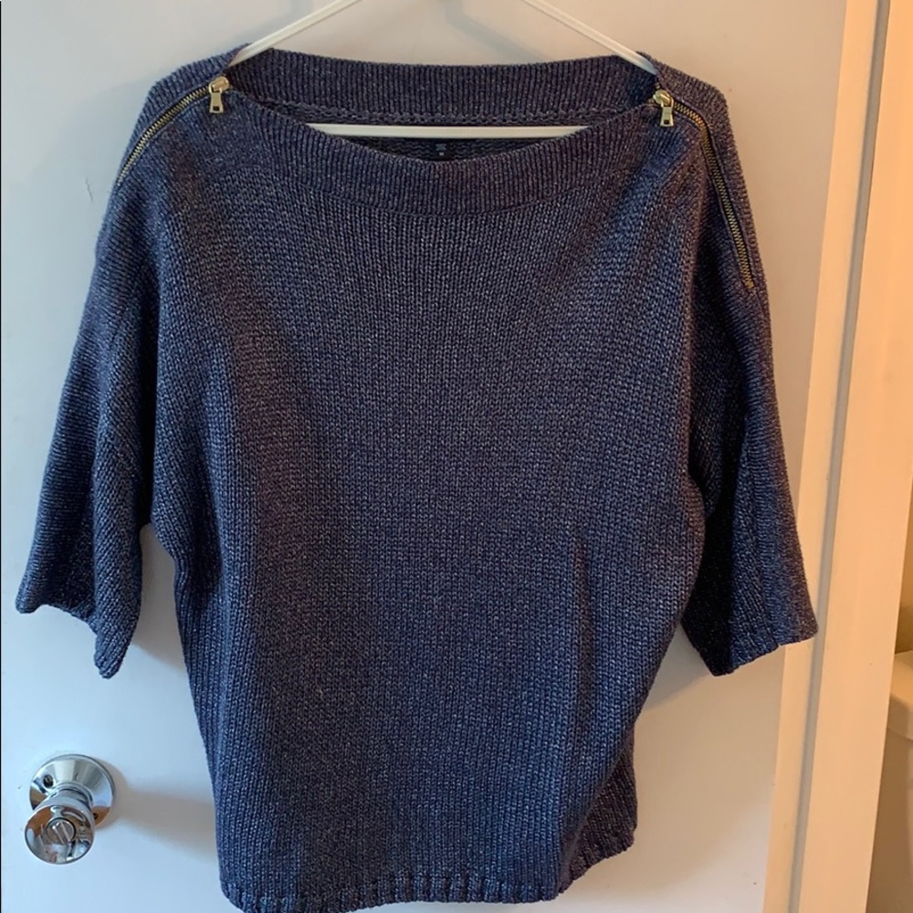 Zippered wife collared blue sweater